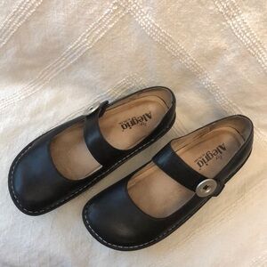 Alegria Black Flats with Leather Upper and Comfortable Footbed